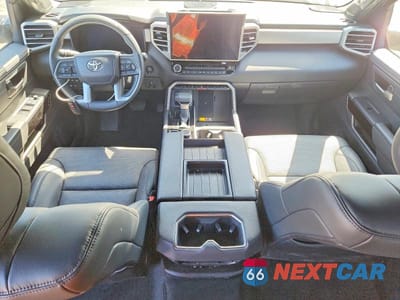 Zdjęcie 8 z 12 samochodu: 2025 TOYOTA TUNDRA LIMITED VIN:5TFWA5DB7SX271860 - miniatura