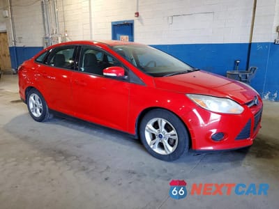 Czwarte zdjęcie samochodu z boku: 2014 FORD FOCUS SE VIN:1FADP3F27EL214132 - miniatura