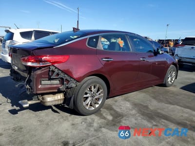 Trzecie zdjęcie samochodu z tyłu: 2019 KIA OPTIMA LX VIN:5XXGT4L32KG363100 - miniatura