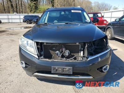 Piąte zdjęcie samochodu w środku: 2015 NISSAN PATHFINDER SL VIN:5N1AR2MM5FC631123 - miniatura