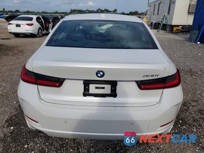Zdjęcie 6 z 12 samochodu: 2025 BMW 330I VIN:3MW69CW03S8F32907 - miniatura