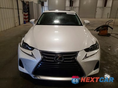 Piąte zdjęcie samochodu w środku: 2017 LEXUS IS 300 VIN:JTHCM1D25H5016968 - miniatura