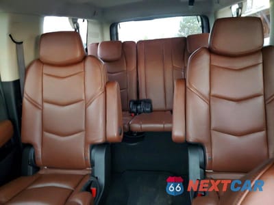 Zdjęcie 10 z 13 samochodu: 2020 CADILLAC ESCALADE ESV LUXURY VIN:1GYS4HKJ6LR169337 - miniatura