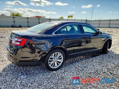 Trzecie zdjęcie samochodu z tyłu: 2019 FORD TAURUS LIMITED VIN:1FAHP2F82KG114184 - miniatura