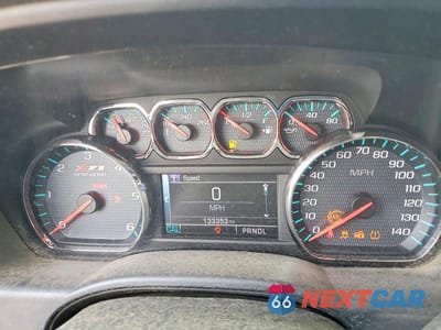 Zdjęcie 9 z 12 samochodu: 2018 CHEVROLET SILVERADO K1500 LT VIN:1GCVKREC6JZ144026 - miniatura