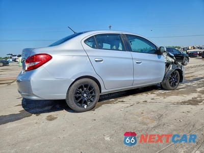 Trzecie zdjęcie samochodu z tyłu: 2017 MITSUBISHI MIRAGE G4 ES VIN:ML32F3FJ9HHF13775 - miniatura