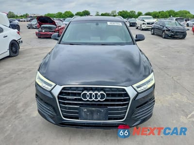 Piąte zdjęcie samochodu w środku: 2018 AUDI Q3 PREMIUM PLUS VIN:WA1JCCFS1JR016222 - miniatura