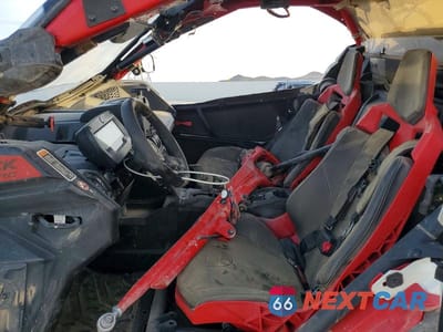 Piąte zdjęcie samochodu w środku: 2024 CAN-AM MAVERICK X3 UTILITY VEHICLE VIN:3JBVVAV41RE000153 - miniatura