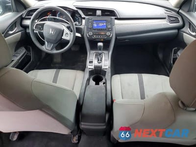 Zdjęcie 8 z 13 samochodu: 2021 HONDA CIVIC LX VIN:2HGFC2F67MH513953 - miniatura