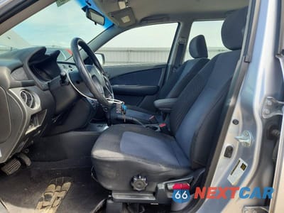 Zdjęcie 7 z 12 samochodu: 2006 MITSUBISHI OUTLANDER LS VIN:JA4LZ31F36U001890 - miniatura