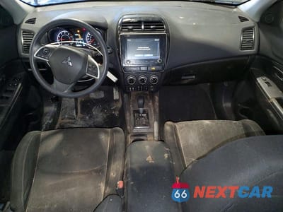 Zdjęcie 8 z 14 samochodu: 2021 MITSUBISHI RVR ES VIN:JA4AJUAU0MU606644 - miniatura
