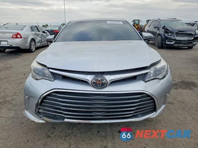 Piąte zdjęcie samochodu w środku: 2017 TOYOTA AVALON XLE VIN:4T1BK1EB0HU248798 - miniatura