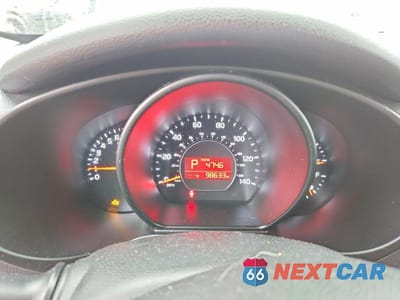 Zdjęcie 9 z 11 samochodu: 2014 KIA SOUL + VIN:KNDJP3A50E7057311 - miniatura