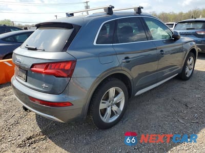 Trzecie zdjęcie samochodu z tyłu: 2019 AUDI Q5 PREMIUM PLUS VIN:WA1BNAFY1K2095019 - miniatura