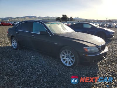 Czwarte zdjęcie samochodu z boku: 2006 BMW 750 LI VIN:WBAHN83596DT64068 - miniatura