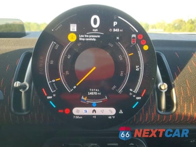 Zdjęcie 9 z 12 samochodu: 2025 MINI COUNTRYMAN JCW ALL4 VIN:WMZ33GA0XS7P26566 - miniatura