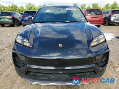 Piąte zdjęcie samochodu w środku: 2025 PORSCHE MACAN 4S VIN:WP1AB2XA3SL151436 - miniatura