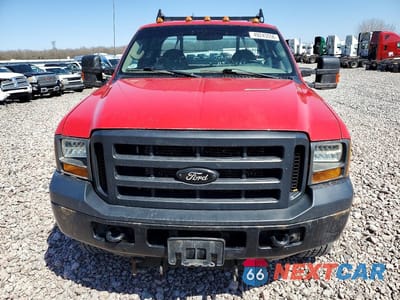 Piąte zdjęcie samochodu w środku: 2007 FORD F350 SUPER DUTY UTILITY / SERVICE TRUCK VIN:1FDSX35P87EA65702 - miniatura