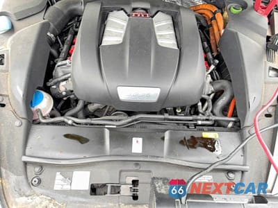 Zdjęcie 7 z 10 samochodu: 2013 PORSCHE CAYENNE S HYBRID VIN:WP1AE2A29DLA14418 - miniatura