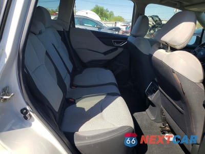 Zdjęcie 11 z 13 samochodu: 2019 SUBARU FORESTER PREMIUM VIN:JF2SKAEC4KH434696 - miniatura