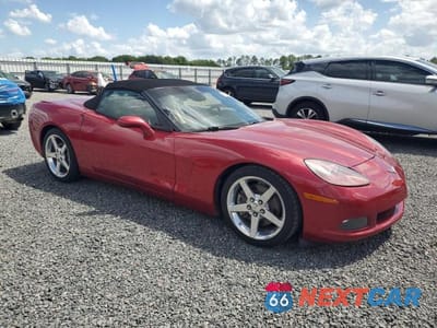 Czwarte zdjęcie samochodu z boku: 2005 CHEV CORVETTE VIN:1G1YY34U755109066 - miniatura
