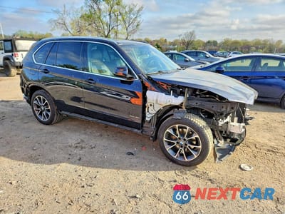 Czwarte zdjęcie samochodu z boku: 2018 BMW X5 XDRIVE35I VIN:5UXKR0C58J0X87768 - miniatura