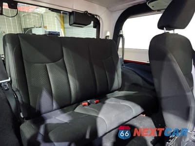 Zdjęcie 11 z 14 samochodu: 2016 JEEP WRANGLER SPORT VIN:1C4AJWAG0GL128389 - miniatura