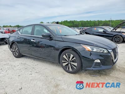 Czwarte zdjęcie samochodu z boku: 2021 NISSAN ALTIMA SV VIN:1N4BL4DV0MN329258 - miniatura