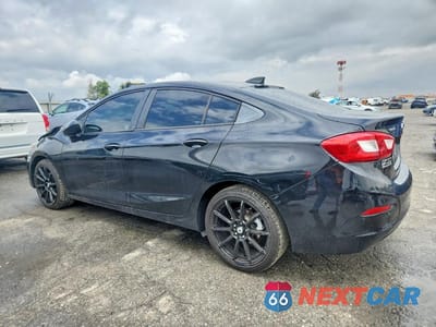 Drugie zdjęcie samochodu z przodu: 2017 CHEVROLET CRUZE LS VIN:1G1BC5SMXH7217628 - miniatura