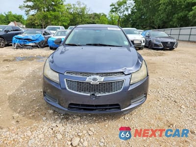 Piąte zdjęcie samochodu w środku: 2013 CHEVROLET CRUZE LS VIN:1G1PA5SH6D7247007 - miniatura