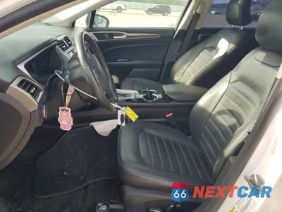 Zdjęcie 7 z 12 samochodu: 2016 FORD FUSION SE VIN:3FA6P0HD9GR218130 - miniatura