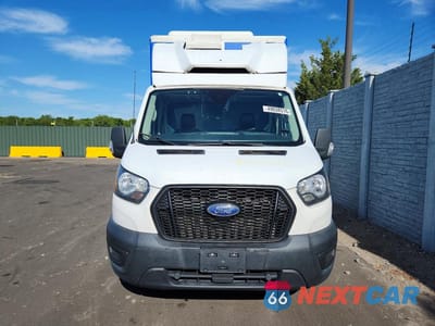Piąte zdjęcie samochodu w środku: 2020 FORD TRANSIT T-350 VIN:1FDBW5Z81LKB80381 - miniatura
