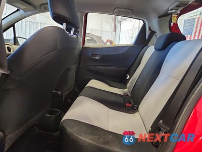 Zdjęcie 10 z 12 samochodu: 2014 TOYOTA YARIS 5-DOOR LE VIN:JTDKTUD39ED589321 - miniatura