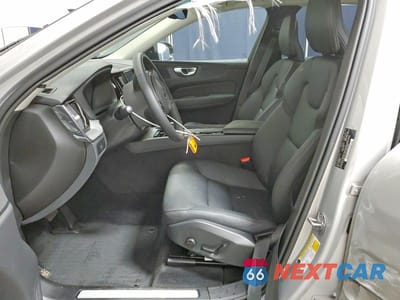 Zdjęcie 7 z 14 samochodu: 2025 VOLVO XC60 PLUS VIN:YV4M12RC7S1221306 - miniatura