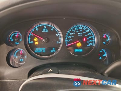 Zdjęcie 9 z 14 samochodu: 2011 CHEVROLET TAHOE K1500 LT VIN:1GNSKBE08BR107875 - miniatura