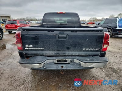 Zdjęcie 6 z 12 samochodu: 2003 CHEVROLET SILVERADO K1500 VIN:2GCEK19T131112074 - miniatura