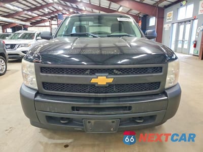 Piąte zdjęcie samochodu w środku: 2010 CHEVROLET SILVERADO K1500 VIN:1GCPKPEX7AZ275921 - miniatura