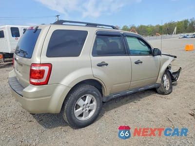 Trzecie zdjęcie samochodu z tyłu: 2012 FORD ESCAPE XLT VIN:1FMCU0D75CKB96451 - miniatura