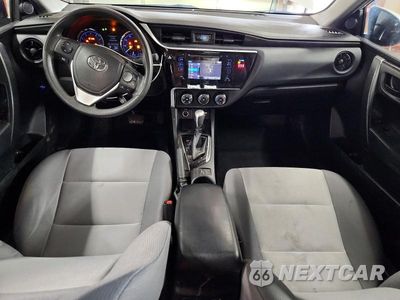 Zdjęcie 8 z 13 samochodu: 2019 TOYOTA COROLLA L VIN:2T1BURHE2KC157667 - miniatura