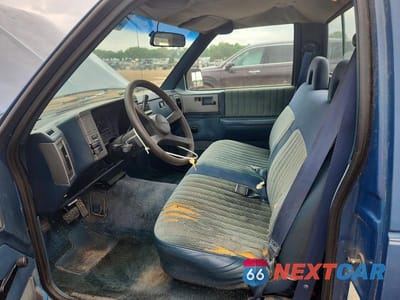 Zdjęcie 7 z 12 samochodu: 1992 CHEVROLET S TRUCK S10 VIN:1GCCS14ZXN8189187 - miniatura