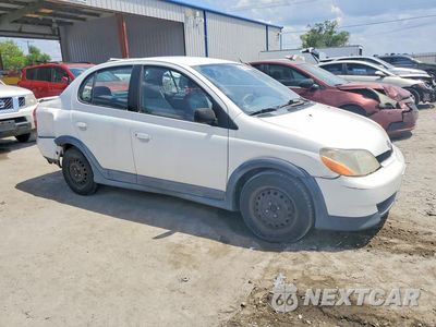 Czwarte zdjęcie samochodu z boku: 2000 TOYOTA ECHO BASE VIN:JTDBT1239Y0045026 - miniatura