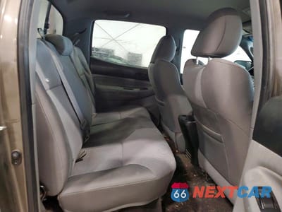 Zdjęcie 10 z 11 samochodu: 2015 TOYOTA TACOMA V6 VIN:3TMLU4EN2FM195442 - miniatura