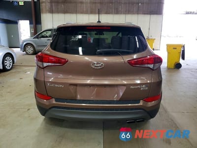 Zdjęcie 6 z 13 samochodu: 2016 HYUNDAI TUCSON SPORT VIN:KM8J3CA27GU232946 - miniatura