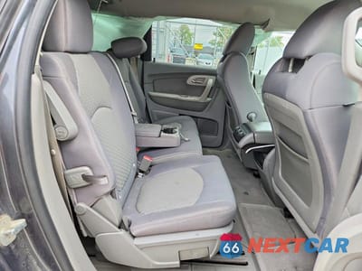 Zdjęcie 10 z 12 samochodu: 2012 CHEVROLET TRAVERSE LS VIN:1GNKRFED1CJ373261 - miniatura