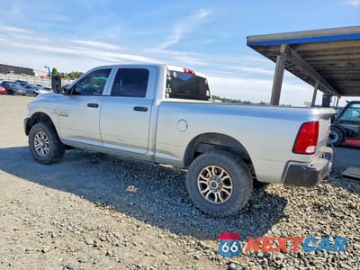 Drugie zdjęcie samochodu z przodu: 2017 RAM 2500 ST VIN:3C6UR5CL1HG740469 - miniatura