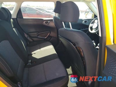 Zdjęcie 10 z 12 samochodu: 2020 KIA SOUL S VIN:KNDJ23AU3L7105418 - miniatura