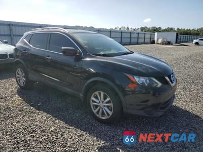 Czwarte zdjęcie samochodu z boku: 2017 NISSAN ROGUE SPORT SV VIN:JN1BJ1CP4HW026598 - miniatura