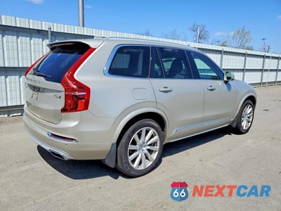 Trzecie zdjęcie samochodu z tyłu: 2016 VOLVO XC90 T6 VIN:YV4A22PLXG1062839 - miniatura