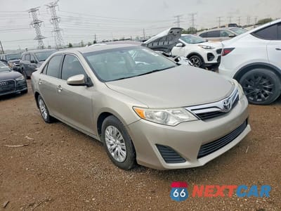 Czwarte zdjęcie samochodu z boku: 2013 TOYOTA CAMRY LE VIN:4T4BF1FK5DR335566 - miniatura