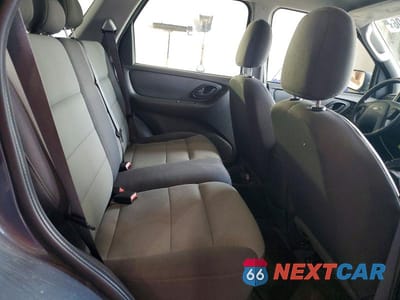 Zdjęcie 10 z 11 samochodu: 2005 FORD ESCAPE XLS VIN:1FMYU02Z95KB12242 - miniatura